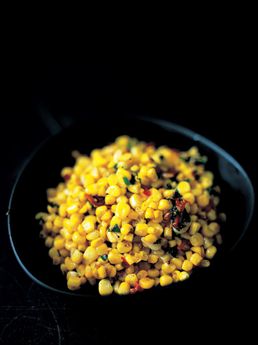 Stir-fried corn with chilli, ginger, garlic and parsley
