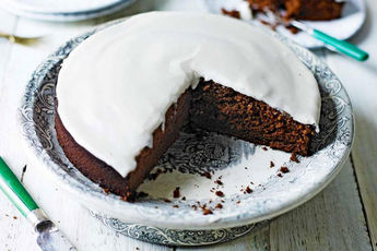 How to make perfect chocolate Guinness cake